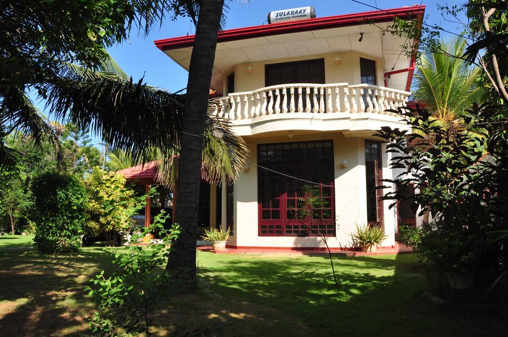 Sugandi Inn Kochchikade Bagian luar foto