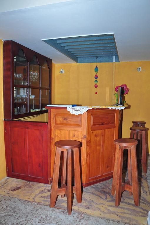 Sugandi Inn Kochchikade Bagian luar foto