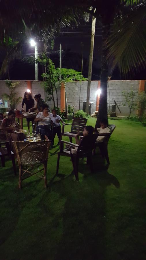 Sugandi Inn Kochchikade Bagian luar foto