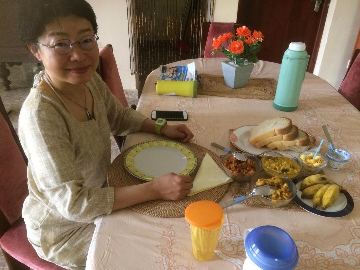 Sugandi Inn Kochchikade Bagian luar foto