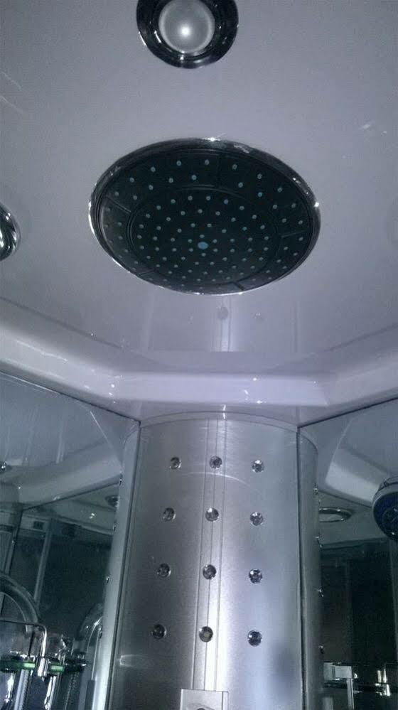 Sugandi Inn Kochchikade Bagian luar foto